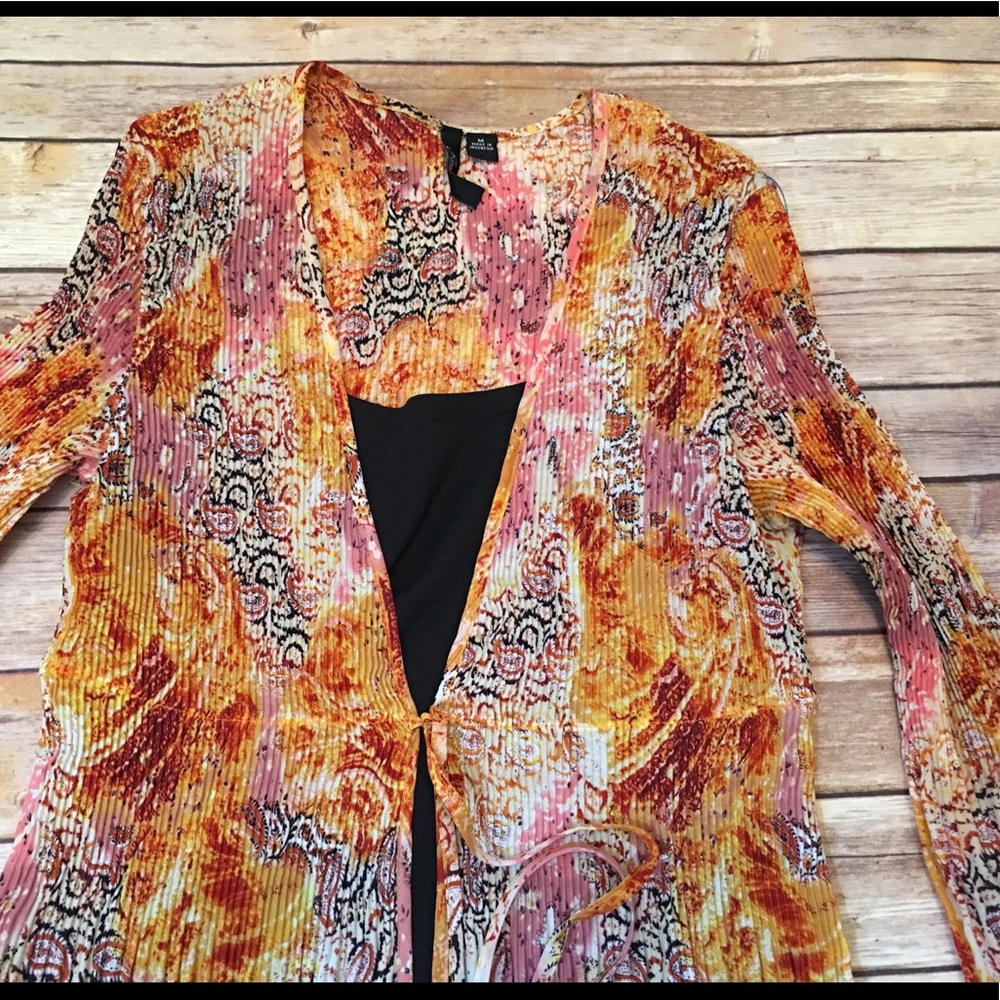 Essentials by Milano crinkle/pleated blouse M - Picture 1 of 5